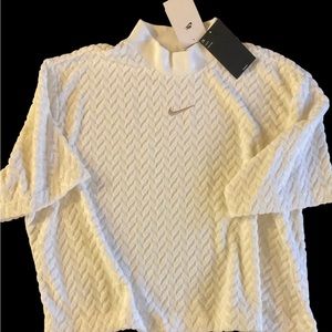 Nike short sleeve sweatshir